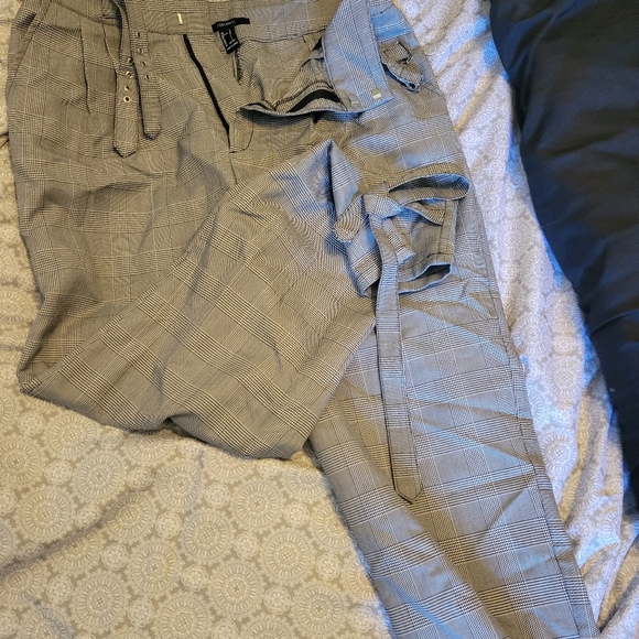 Forever 21 plaid pant - Picture 2 of 2